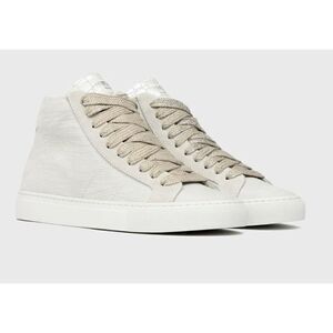 P448
Star White Zebra High Top Sneakers Size 36